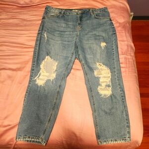 Wild Fable Destroyed Mom Jeans 18